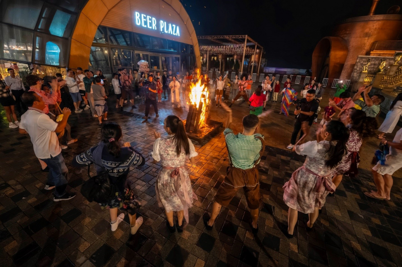 Miễn phí vé cáp treo tham quan Bà Nà đêm: ưu đãi du xuân đặc biệt hấp dẫn tại Đà Nẵng -0