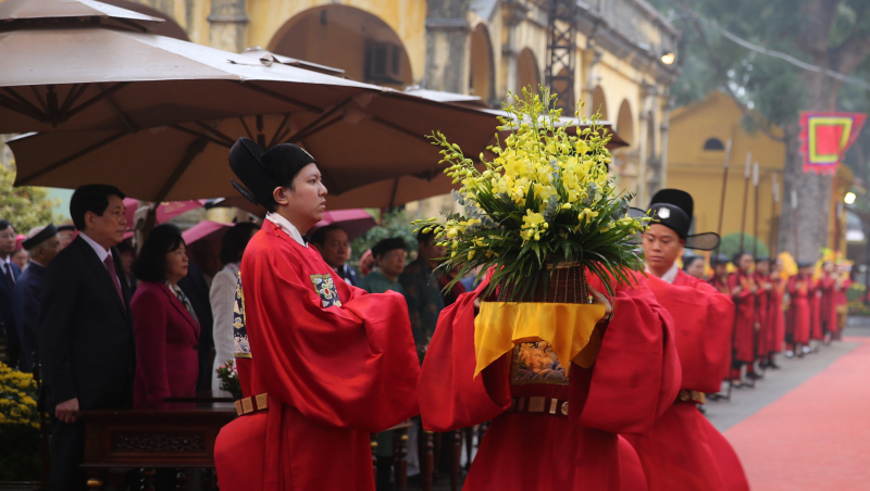 Chủ tịch nước Lương Cường dâng hương - khai xuân Ất Tỵ tại di sản Hoàng thành Thăng Long – Hà Nội -0