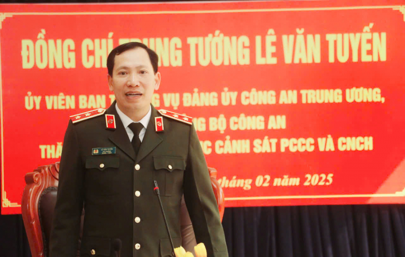 Huy động sức mạnh của cả hệ thống chính trị và toàn dân tham gia PCCC và CNCH -0