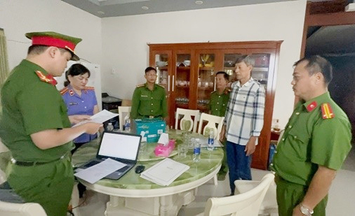 Cựu Cục trưởng Cục Thuế tỉnh Cà Mau bị khởi tố do gây thoát ngân sách nhà nước -0