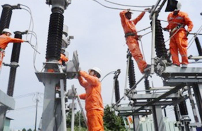 Đẩy nhanh tiến độ xây dựng các dự án nguồn, lưới điện -0