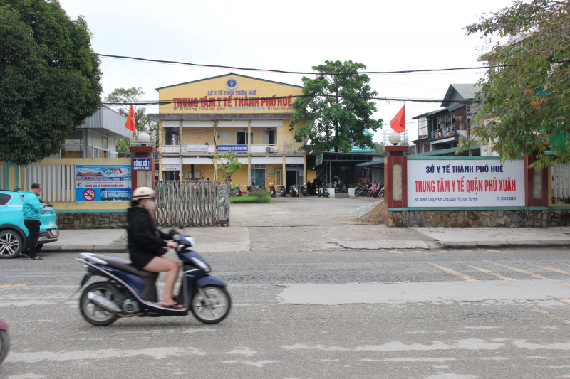 Thu không đủ chi, một số cơ sở y tế ở Huế nợ lương người lao động -0