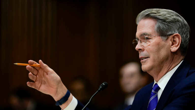 Mỹ sẽ điều chỉnh cấm vận Nga tùy vào diễn biến đàm phán về Ukraine -0