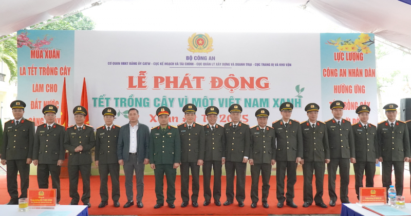 Lãnh đạo, cán bộ chiến sĩ các đơn vị phát động Tết trồng cây vì một Việt Nam xanh -0