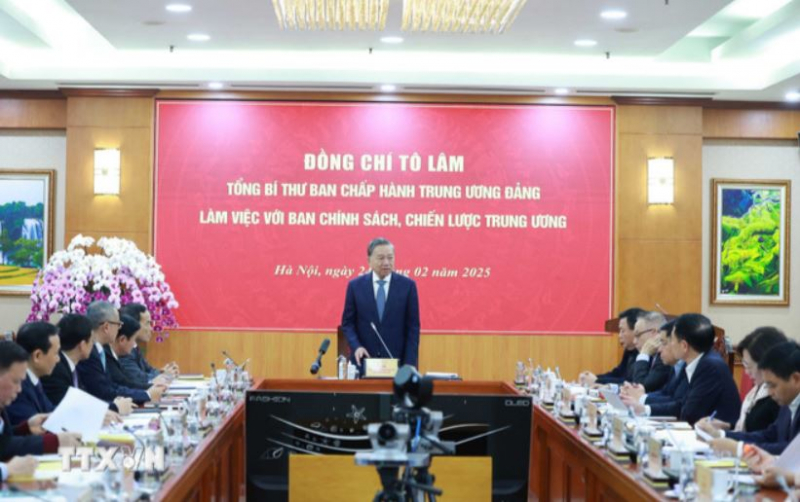 Tổng Bí thư làm việc với Ban Chính sách, chiến lược TW về mục tiêu tăng trưởng -0