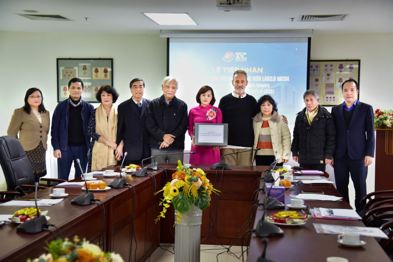 Tiếp nhận hàng trăm bức ảnh về Việt Nam của nhà báo chiến trường László ROZSA -0