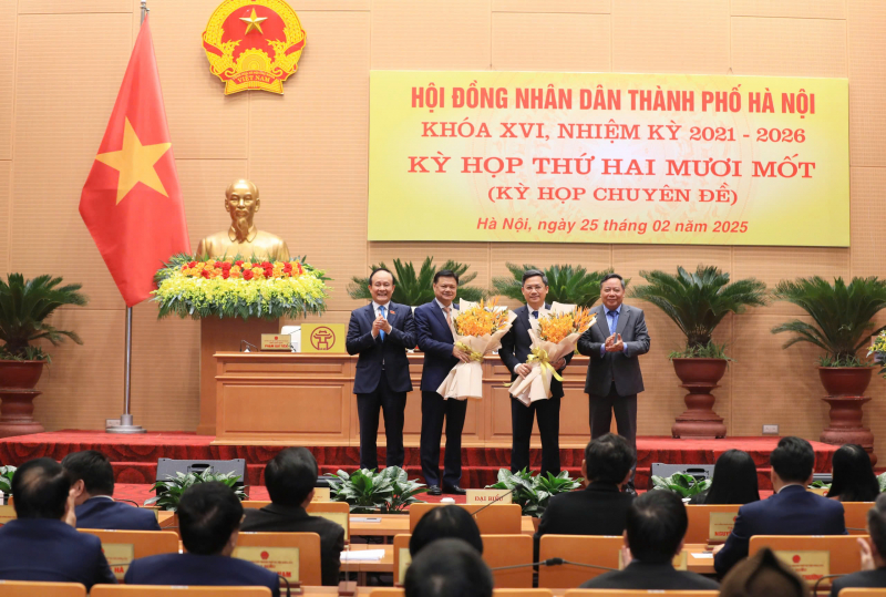 Hà Nội bổ nhiệm 10 lãnh đạo sở, ngành sau khi sắp xếp, sáp nhập -0