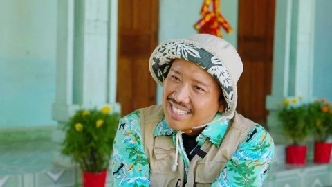 tr%3fn thành làm d%3fo di%3fn phim _b%3f t%3f báo thù_.jpg -1