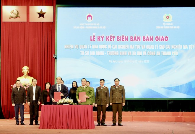 Hà Nội ra mắt tổ chức bộ máy và nhân sự chủ chốt của các cơ sở cai nghiện theo mô hình mới -0