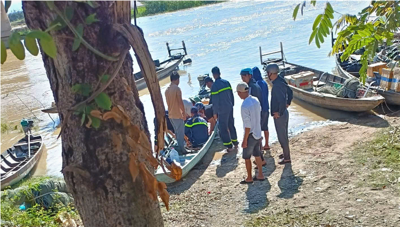 Tìm thấy nạn nhân rơi xuống suối khi đi thả cá phóng sinh -0