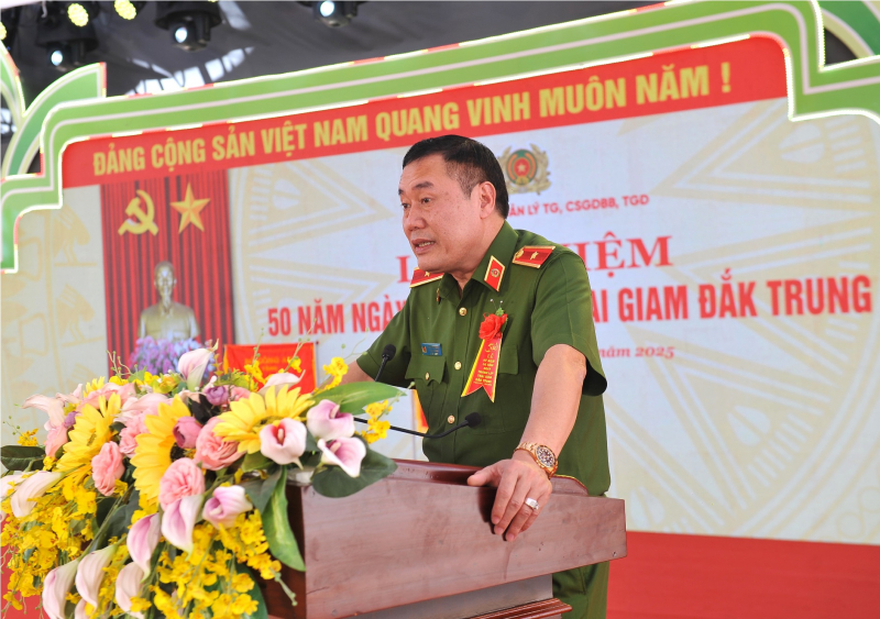 Trại giam Đắk Trung kỷ niệm 50 Ngày thành lập -0