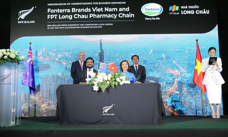 Nhà thuốc FPT Long Châu hợp tác chiến lược cùng nhãn hàng Anlene -0