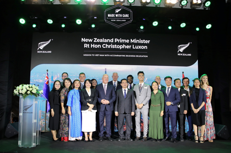 Nhà thuốc FPT Long Châu hợp tác chiến lược cùng nhãn hàng Anlene -0