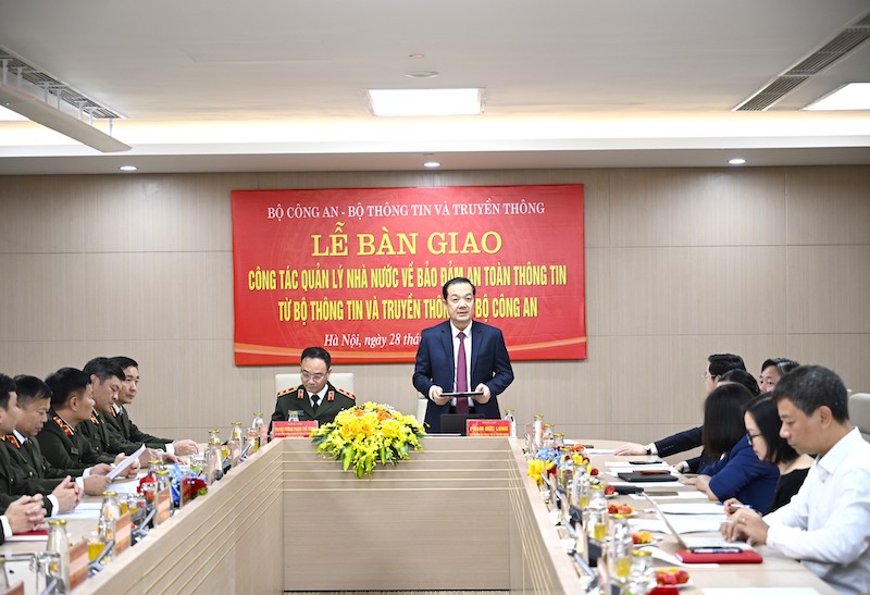 Bàn giao nhiệm vụ bảo đảm an toàn thông tin mạng từ Bộ Thông tin và Truyền thông về Bộ Công an -0