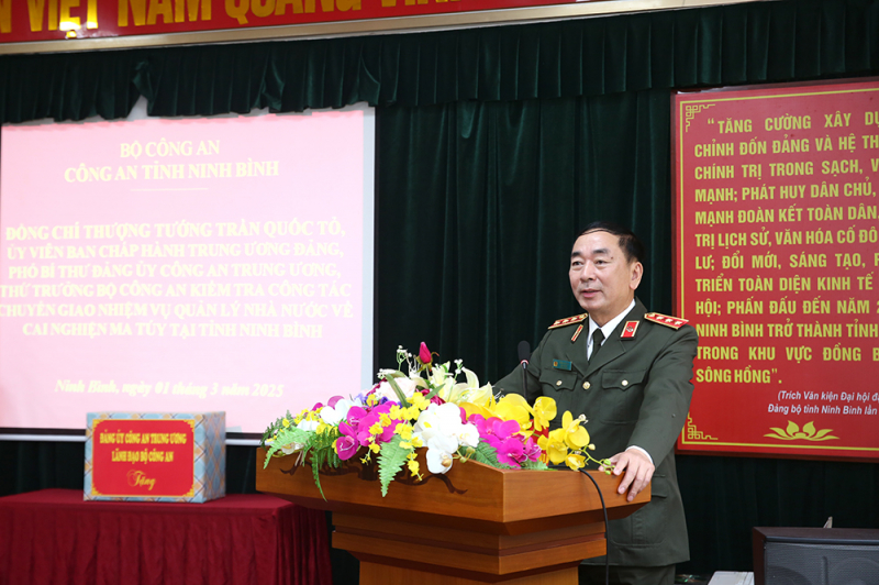 Thứ trưởng Trần Quốc Tỏ thăm, kiểm tra một số đơn vị triển khai tổ chức bộ máy theo mô hình mới -0