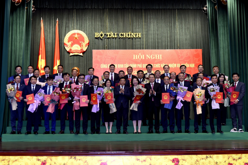 Bộ Tài chính giảm 3.600 đầu mối sau hợp nhất -0