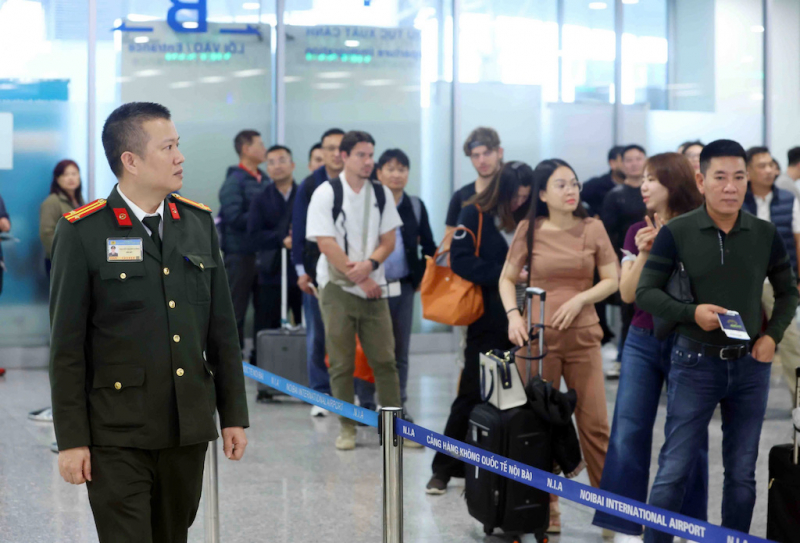 An ninh hàng không chặt chẽ trong quy trình nhưng thông thoáng, tạo thuận lợi tối đa cho người dân -3