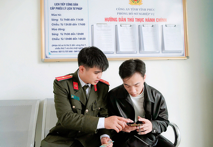 Công an tỉnh bắt tay vào nhiệm vụ mới, cấp Phiếu lý lịch tư pháp cho người dân -0