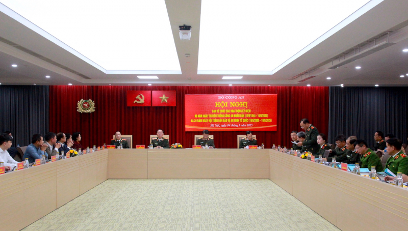 Tập trung tổ chức thành công Gala âm nhạc 