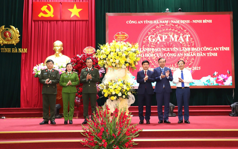 Phối hợp chặt chẽ giữa 3 Công an tỉnh bước vào kỷ nguyên vươn mình của dân tộc -0