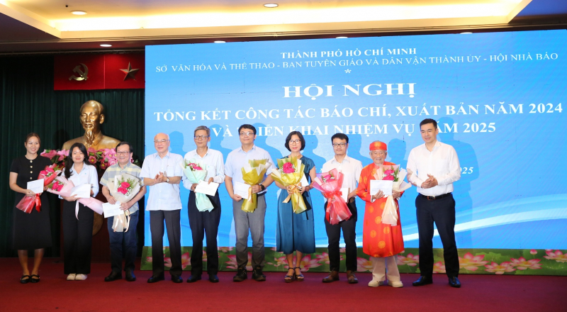 TP Hồ Chí Minh: Công tác phối hợp truyền thông với các cơ quan báo chí còn lúng túng  -4