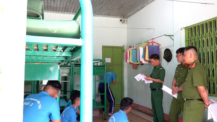 Công an sẵn sàng “cắt cơn” cho những người nghiện ma túy -0