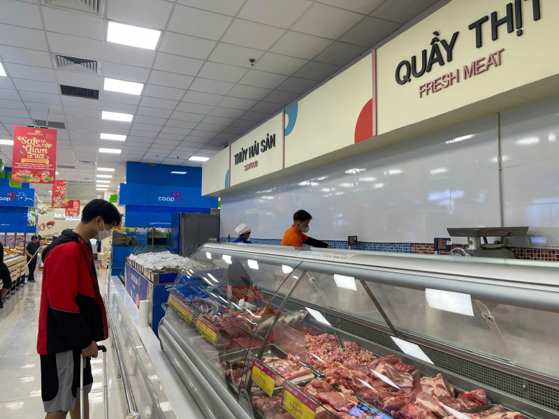 Tổng mức bán lẻ hàng hóa và doanh thu dịch vụ tiêu dùng tăng 9,4%  -0