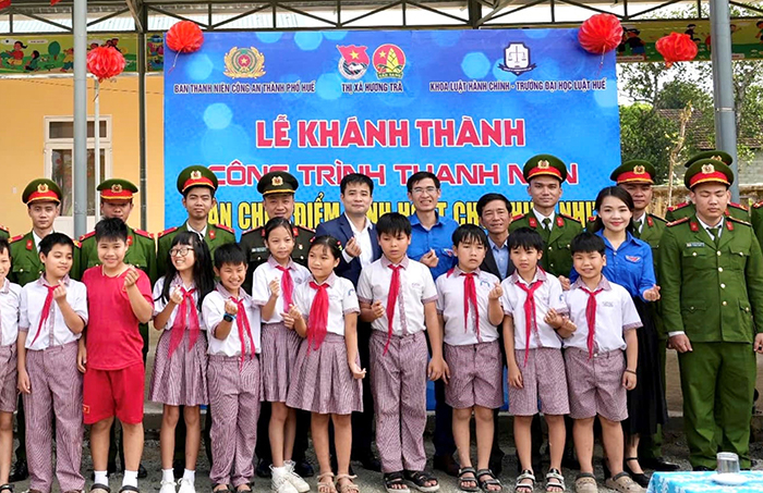 Nhiều hoạt động hướng về cộng đồng của tuổi trẻ Công an TP Huế -0