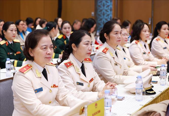 Thủ tướng gặp mặt nữ Anh hùng, nhà khoa học nhận Giải thưởng Kovalevskaia -4