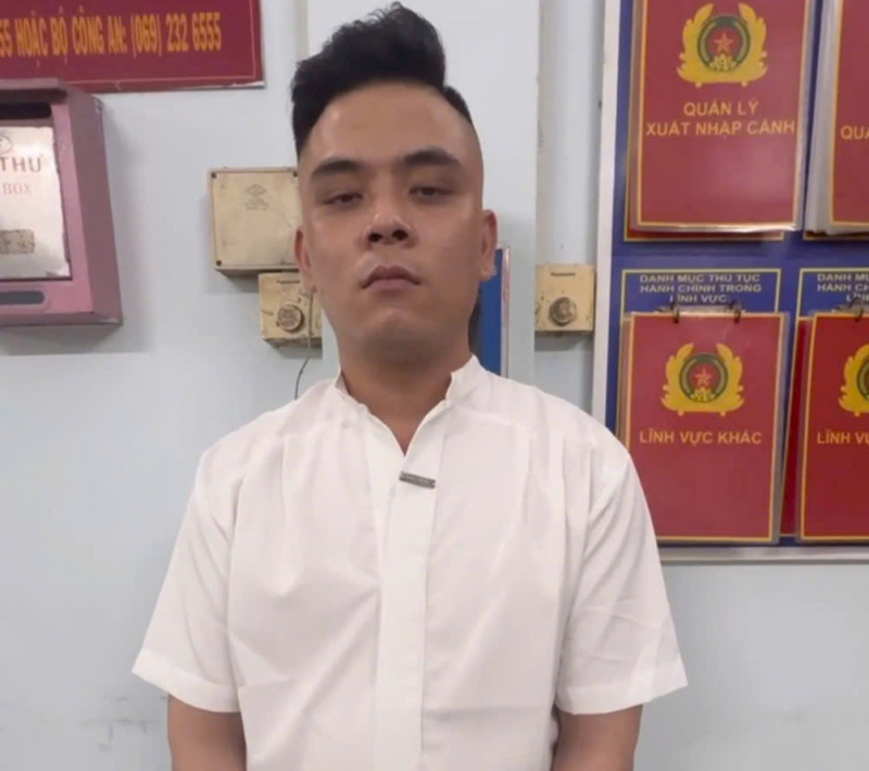 Khởi tố thanh niên “bênh chó” đánh bảo vệ bất tỉnh tại phố đi bộ Nguyễn Huệ -1