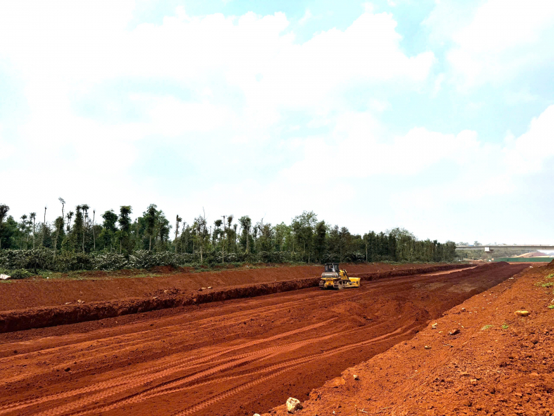 Liên tục chậm tiến độ, một nhà thầu cao tốc Khánh Hoà - Buôn Ma Thuột bị đề nghị cắt chuyển khối lượng -0