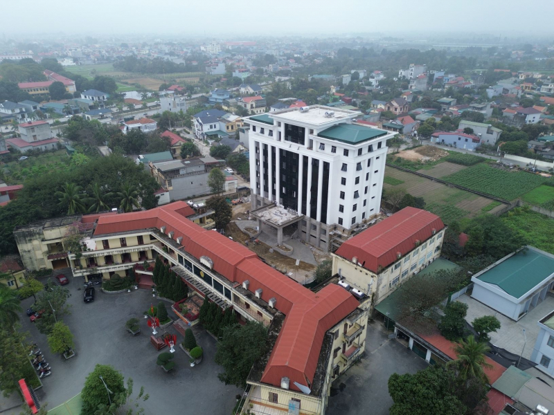 Cấp huyện gần giải thể vẫn tăng vốn gần 8 tỷ đồng xây dựng trụ sở -0