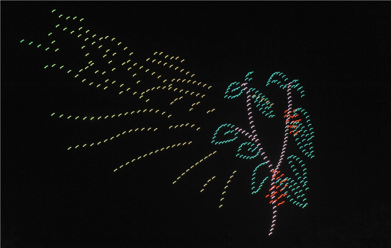 Mãn nhãn tiệc ánh sáng với 500 thiết bị bay trên bầu trời Buôn Ma Thuột -0