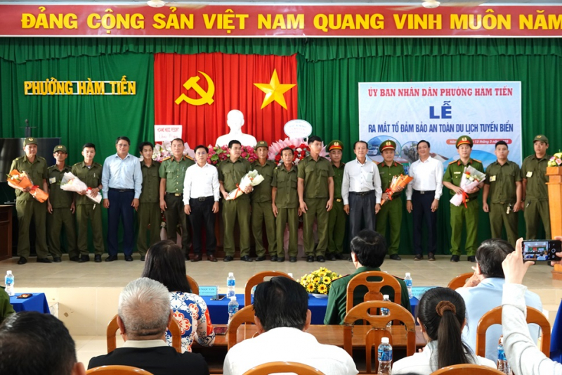 Ra mắt lực lượng “phản ứng nhanh” đảm bảo an toàn du lịch tuyến biển -0