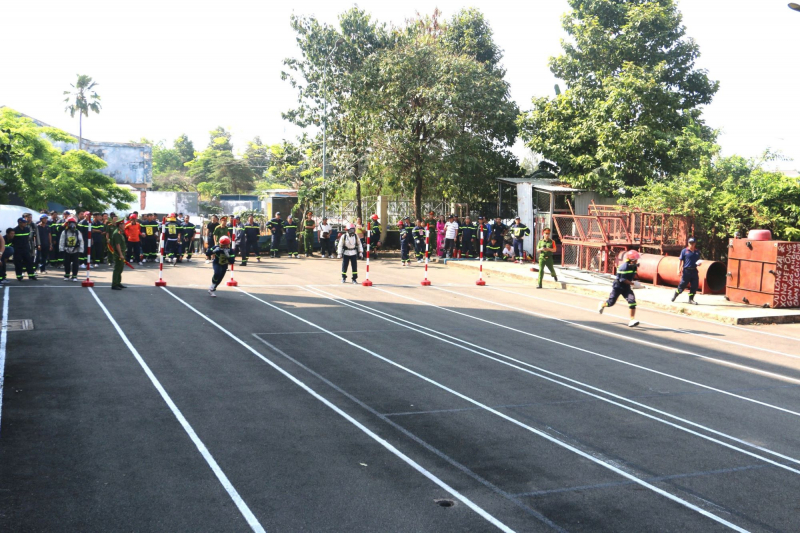 Sôi nổi Hội thi thể thao nghiệp vụ chữa cháy và CNCH tại TP Hồ Chí Minh -0