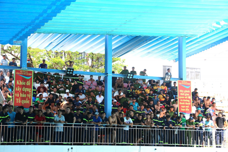 Sôi nổi Hội thi thể thao nghiệp vụ chữa cháy và CNCH tại TP Hồ Chí Minh -2