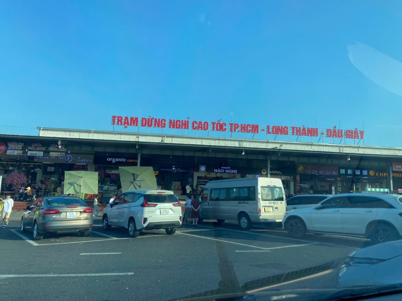 Đề nghị 12 địa phương sớm giao mặt bằng làm trạm dừng nghỉ cao tốc -0