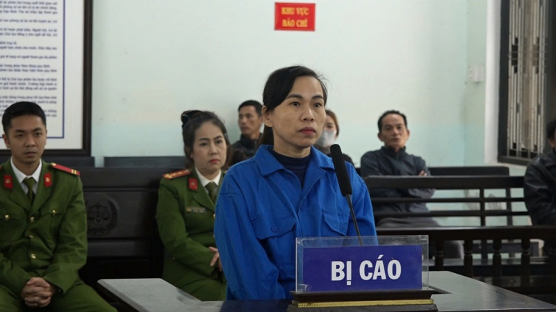 Chiếm đoạt hơn 2,2 tỷ đồng để tiêu xài cá nhân -0