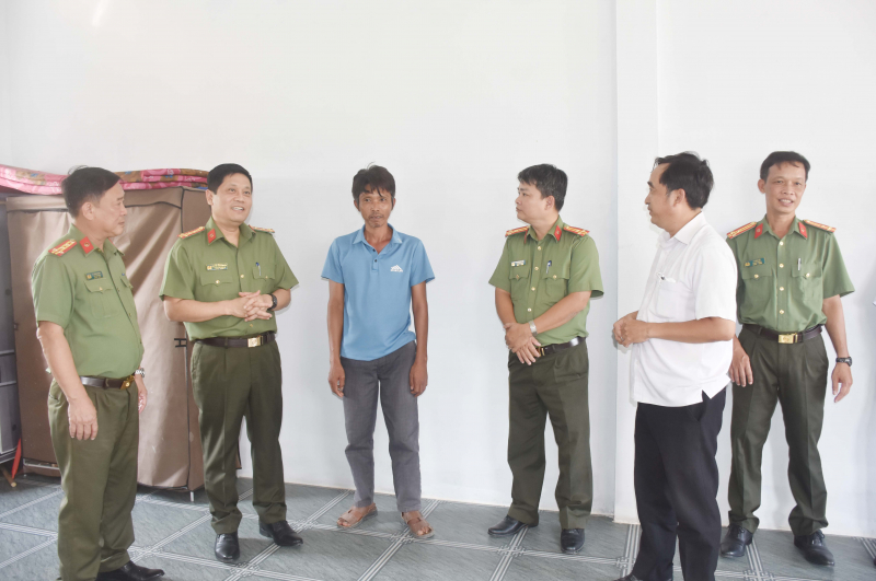 Kiểm tra công tác xoá nhà tạm, nhà dột nát trên địa bàn tỉnh Bạc Liêu -0