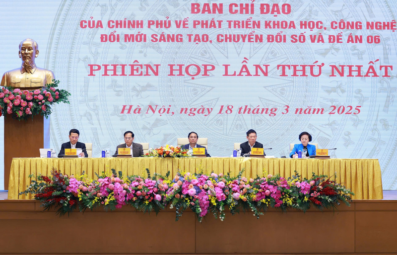 Cắt giảm và đơn giản hóa thủ tục hành chính không có giới hạn, càng nhiều càng tốt -0