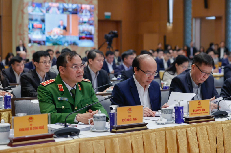 Cắt giảm và đơn giản hóa thủ tục hành chính không có giới hạn, càng nhiều càng tốt -0