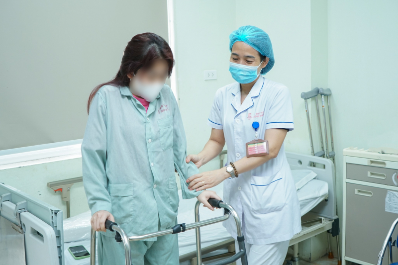 Mắc bệnh