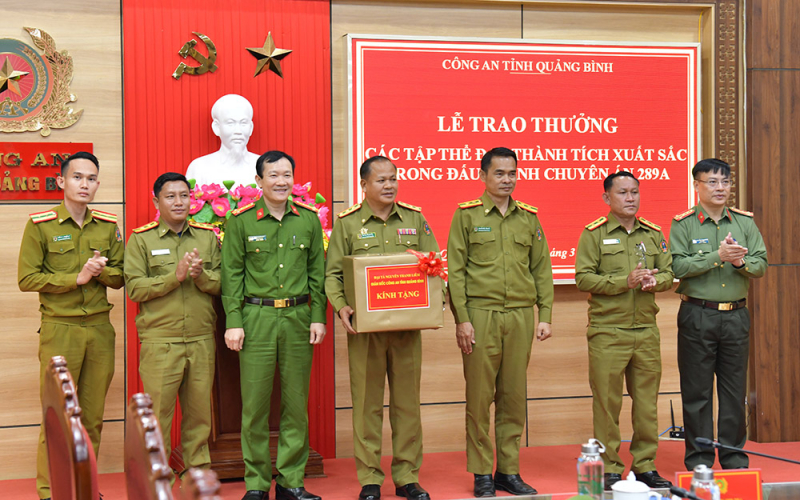 Công an Quảng Bình và Khăm Muồn (Lào) hiệp đồng đấu tranh chuyên án xuyên biên giới, thu 25kg ma túy -0