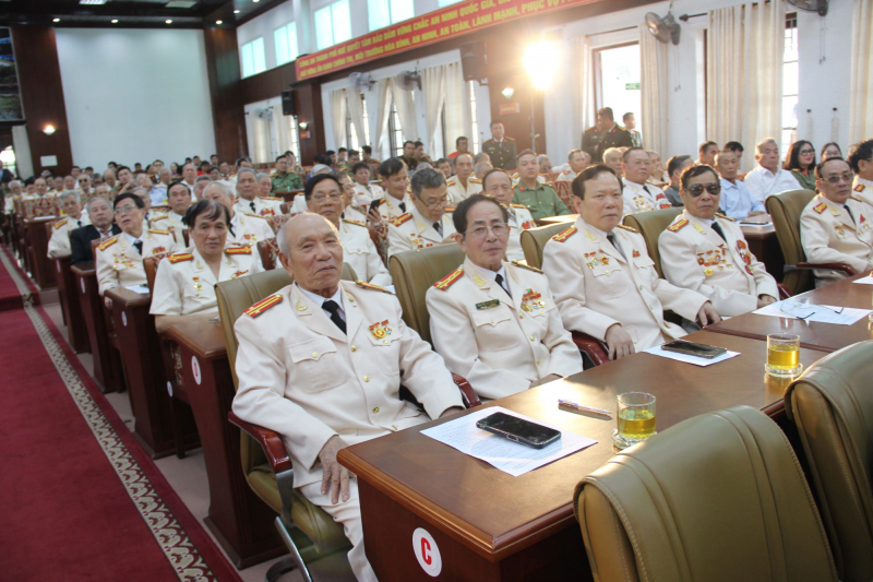 Gặp mặt cán bộ Công an chi viện chiến trường miền Nam thời kỳ kháng chiến chống Mỹ -0