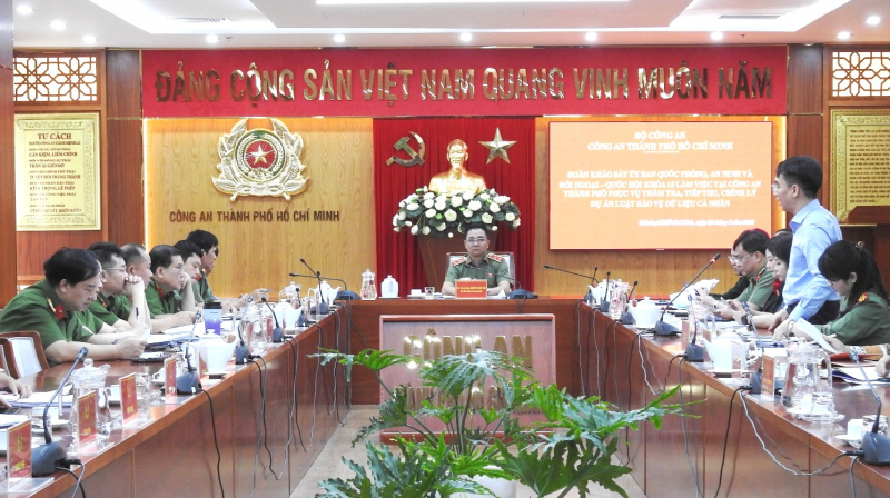 Khẳng định sự cấp thiết của Luật Bảo vệ dữ liệu cá nhân  -0