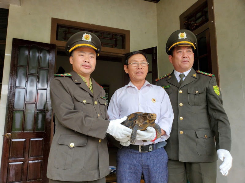Ngăn chặn hành vi săn lùng, tận diệt động vật hoang dã làm thức ăn và làm thuốc -0