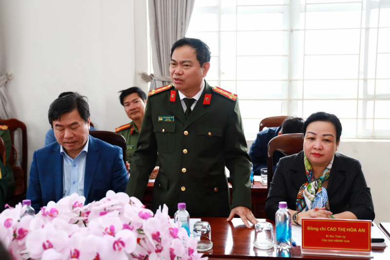Trưởng Ban Nội chính Trung ương thăm và làm việc với Công an phường Phú Đông TP Tuy Hòa (Phú Yên) -0
