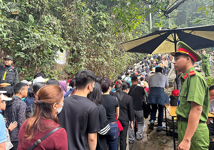 Bảo đảm an ninh, an toàn các hoạt động trong ngày giỗ Tổ -1