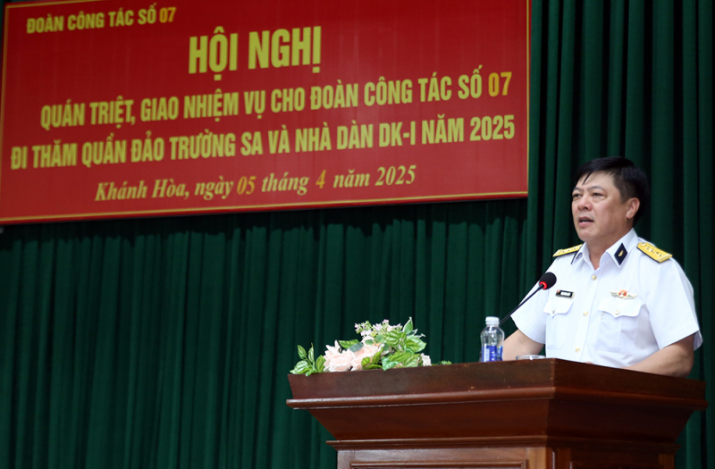 Đoàn công tác Bộ Công an sẵn sàng cho hành trình Trường Sa -0