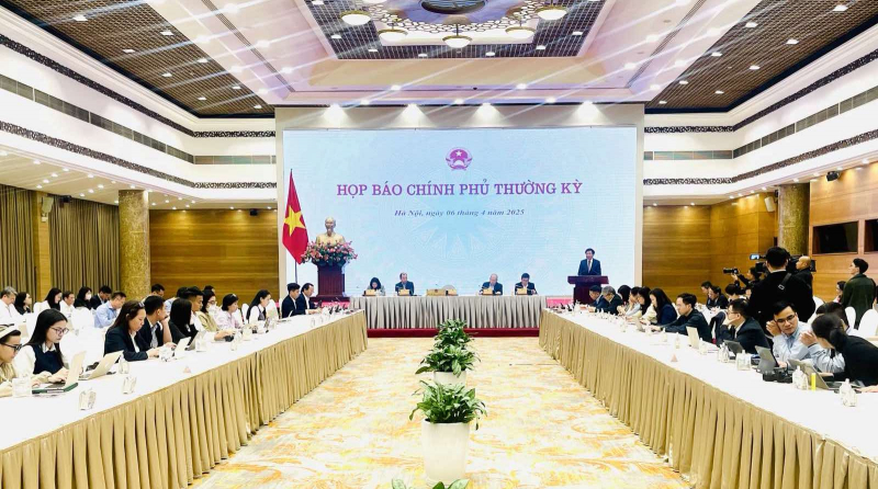 Tăng mức xử phạt hoặc hạn chế xuất hiện trên mạng xã hội người nổi tiếng quảng cáo sai sự thật -0